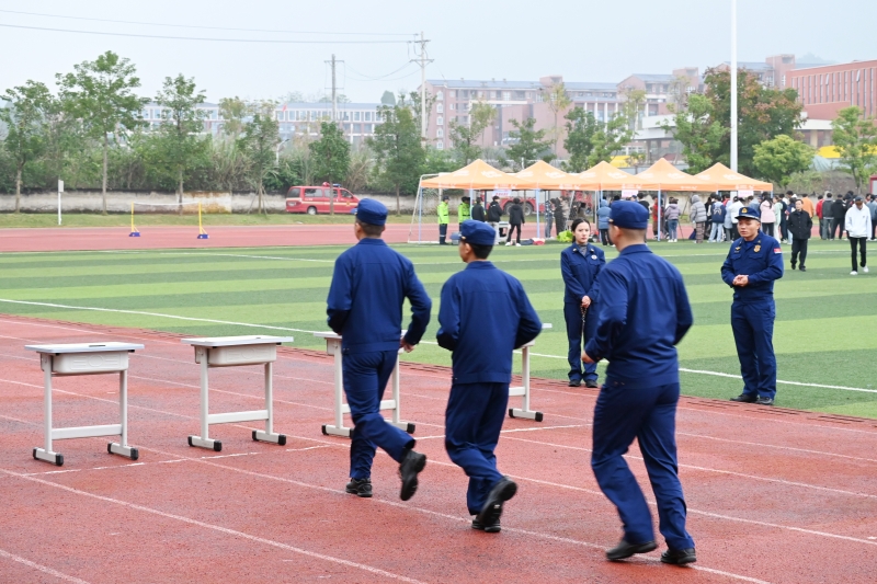 ˵: https://www.cqzhxy.cn/SITE_ATTACHE/www_cqzhxy_cn/2024-11-22/upload/image/20241122/1732263898136083947.jpg