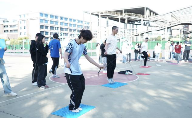 ˵: https://jg.cqzhxy.cn/SITE_ATTACHE/jg_cqzhxy_cn/2024-03-26/upload/image/20240326/1711435021539096506.png