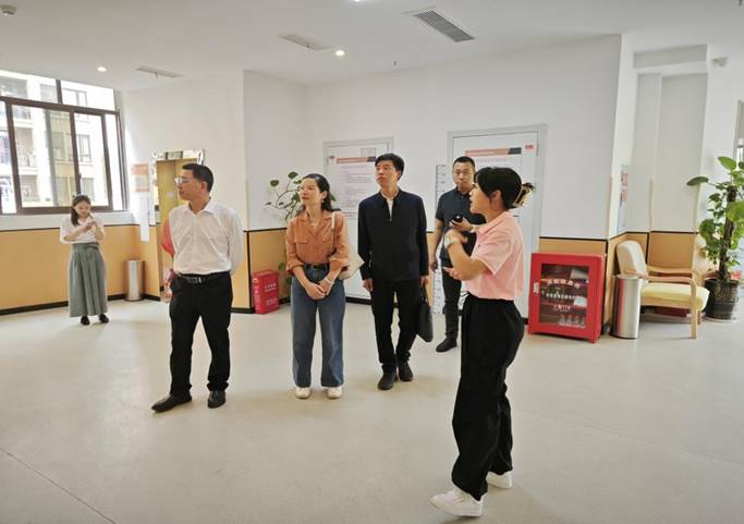 ˵: https://jg.cqzhxy.cn/SITE_ATTACHE/jg_cqzhxy_cn/2024-05-11/upload/image/20240511/1715395330685071864.png