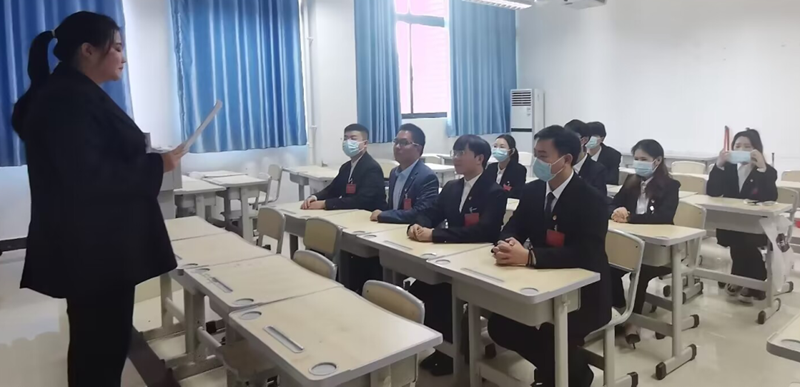 ˵: https://zxb.cqzhxy.cn/SITE_ATTACHE/www_cqzhxy_cn/2022-11-06/upload/image/20221106/1667709072598014726.png