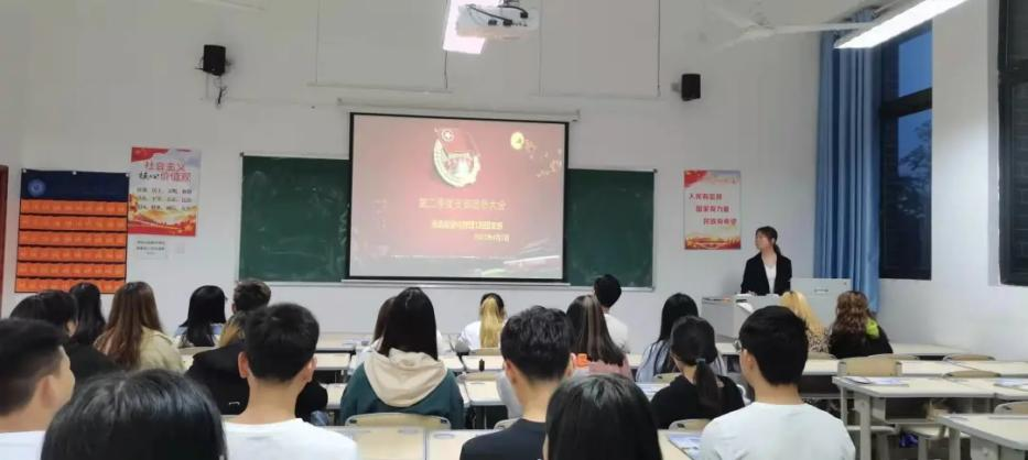 说明: https://jg.cqzhxy.cn/SITE_ATTACHE/jg_cqzhxy_cn/2022-11-10/upload/image/20221110/1668067072184058519.png