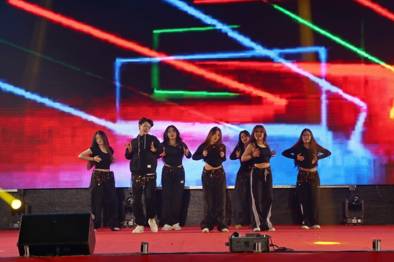 ˵: https://www.cqzhxy.cn/SITE_ATTACHE/www_cqzhxy_cn/2024-12-27/upload/image/20241227/1735296146664052571.jpg