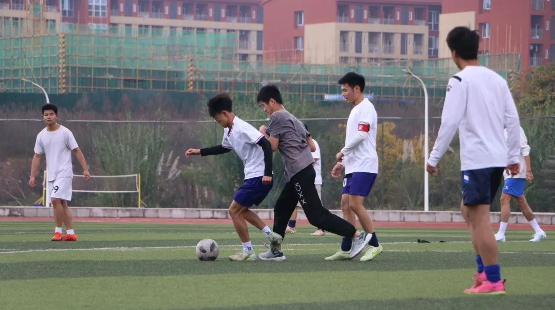 说明: 1701389956939035562.png