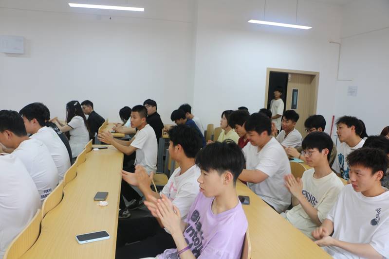 说明: 1715589781286068532.png