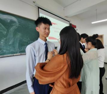 说明: 1724547595344049590.png