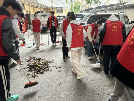 说明: 1733206822916043425.png