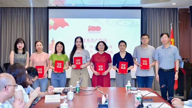 �������⵳ί�ٿ���ף����100������̸��